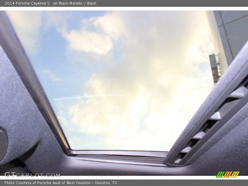Jet Black Metallic / Black 2014 Porsche Cayenne S