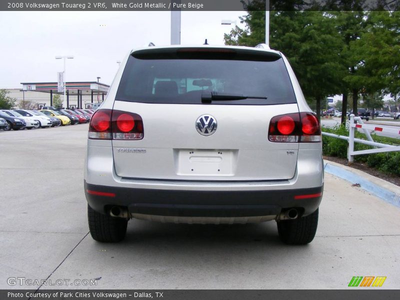 White Gold Metallic / Pure Beige 2008 Volkswagen Touareg 2 VR6
