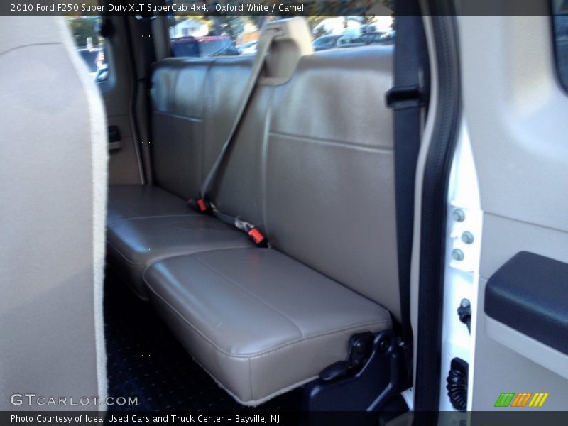 Oxford White / Camel 2010 Ford F250 Super Duty XLT SuperCab 4x4