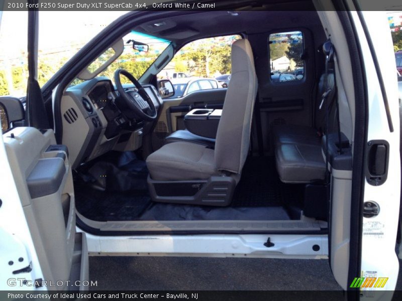 Oxford White / Camel 2010 Ford F250 Super Duty XLT SuperCab 4x4
