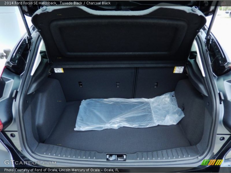 Tuxedo Black / Charcoal Black 2014 Ford Focus SE Hatchback