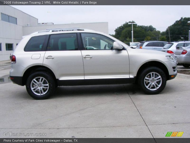 White Gold Metallic / Pure Beige 2008 Volkswagen Touareg 2 VR6