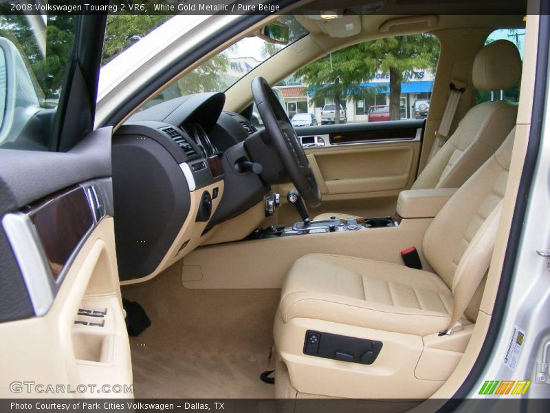 White Gold Metallic / Pure Beige 2008 Volkswagen Touareg 2 VR6
