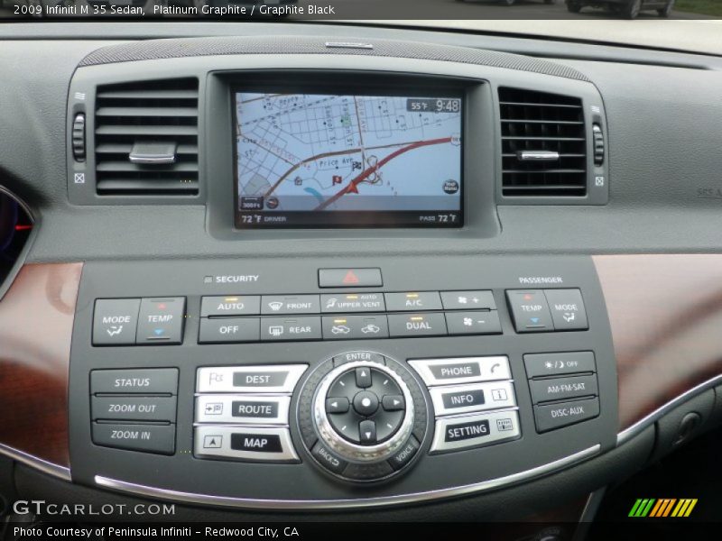 Controls of 2009 M 35 Sedan