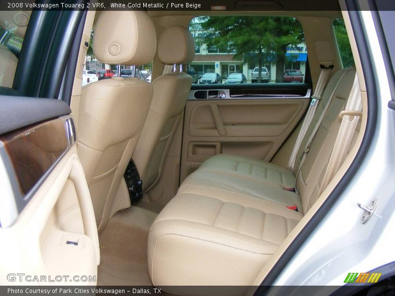 White Gold Metallic / Pure Beige 2008 Volkswagen Touareg 2 VR6