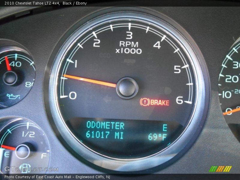 Black / Ebony 2010 Chevrolet Tahoe LTZ 4x4