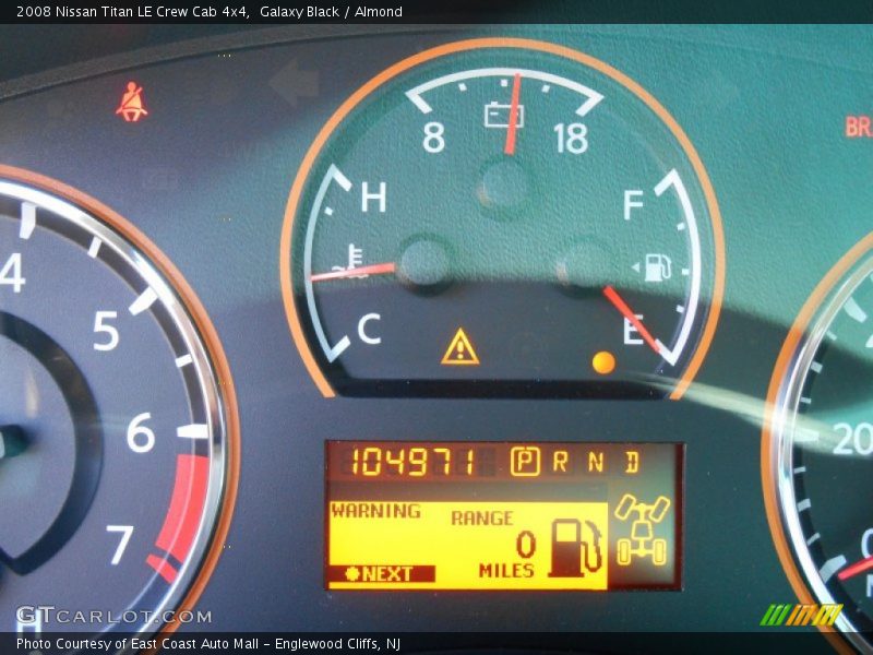 Galaxy Black / Almond 2008 Nissan Titan LE Crew Cab 4x4