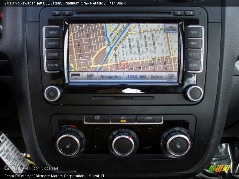 Platinum Grey Metallic / Titan Black 2010 Volkswagen Jetta SE Sedan