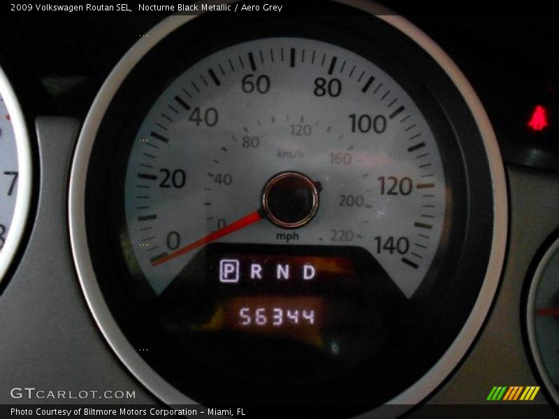 Nocturne Black Metallic / Aero Grey 2009 Volkswagen Routan SEL