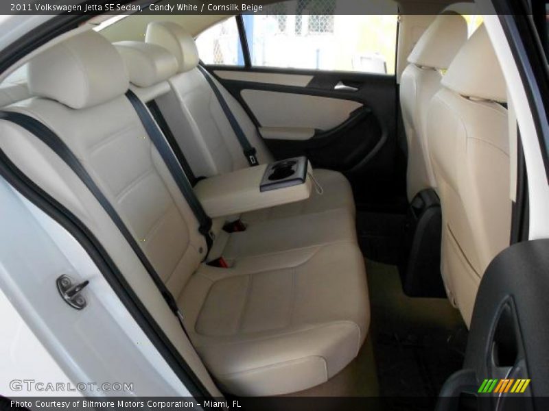 Candy White / Cornsilk Beige 2011 Volkswagen Jetta SE Sedan