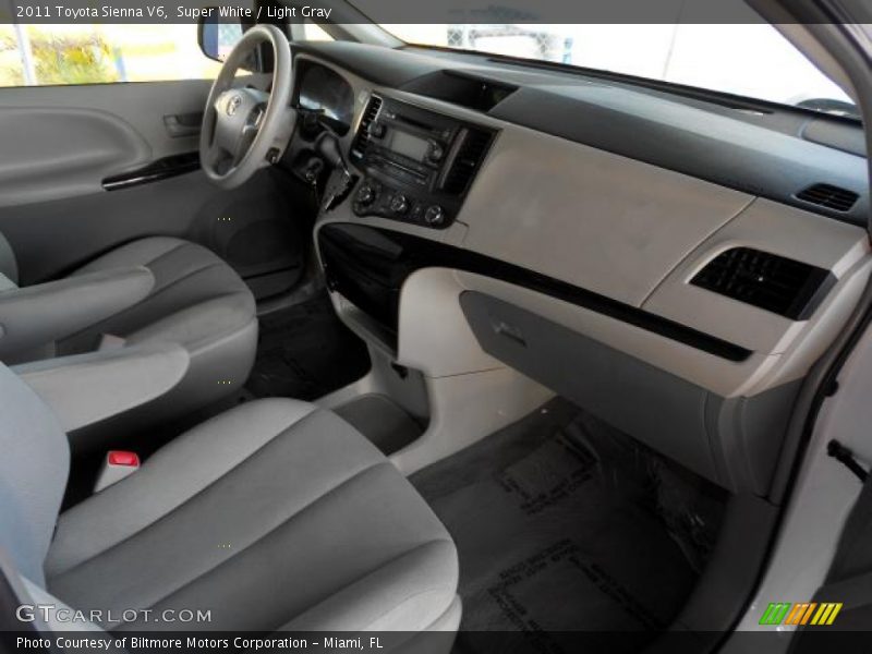 Super White / Light Gray 2011 Toyota Sienna V6