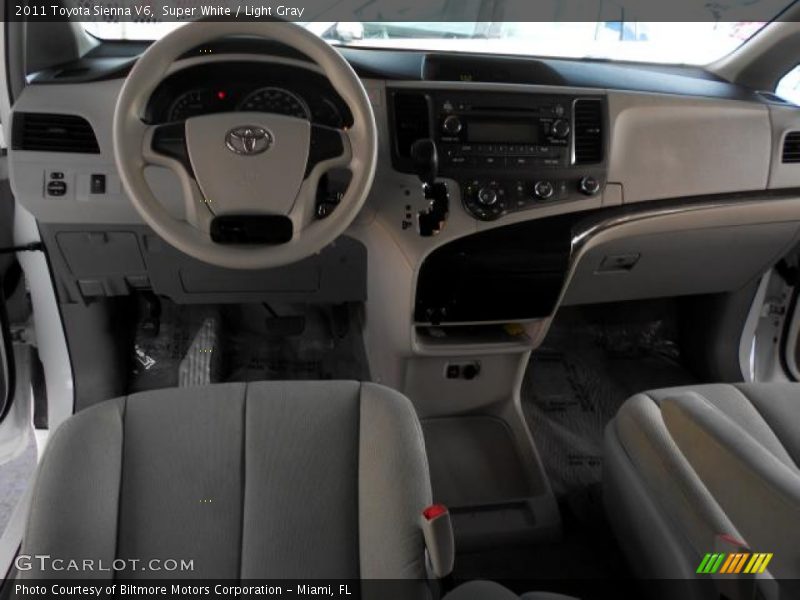 Super White / Light Gray 2011 Toyota Sienna V6