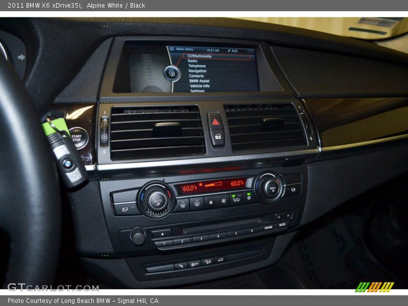 Alpine White / Black 2011 BMW X6 xDrive35i