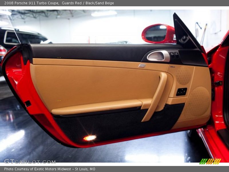 Door Panel of 2008 911 Turbo Coupe