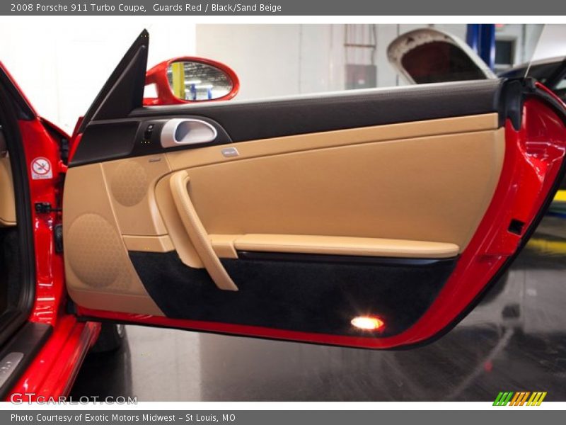 Door Panel of 2008 911 Turbo Coupe