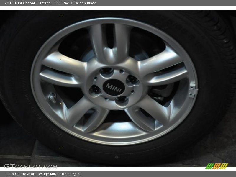 Chili Red / Carbon Black 2013 Mini Cooper Hardtop