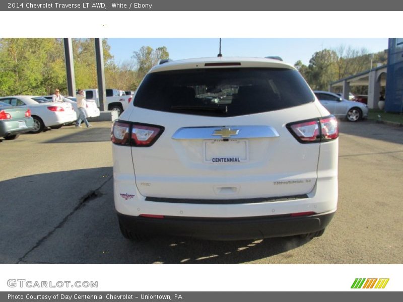 White / Ebony 2014 Chevrolet Traverse LT AWD