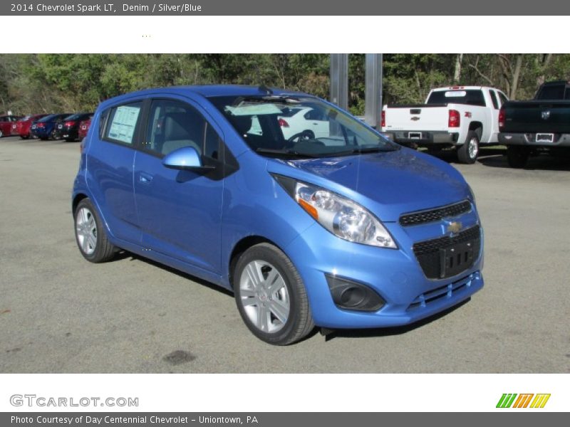 Front 3/4 View of 2014 Spark LT