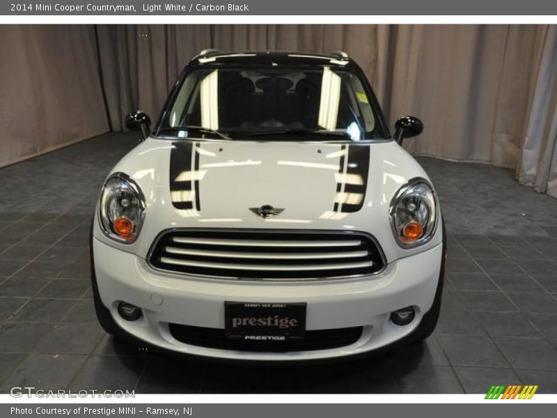 Light White / Carbon Black 2014 Mini Cooper Countryman