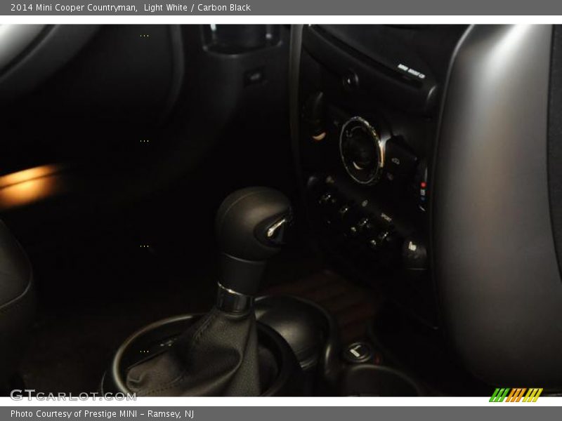 Light White / Carbon Black 2014 Mini Cooper Countryman