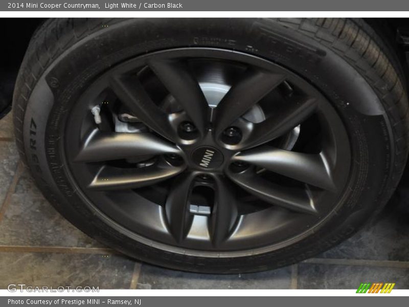 Light White / Carbon Black 2014 Mini Cooper Countryman