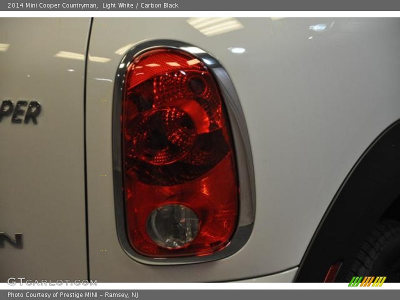 Light White / Carbon Black 2014 Mini Cooper Countryman