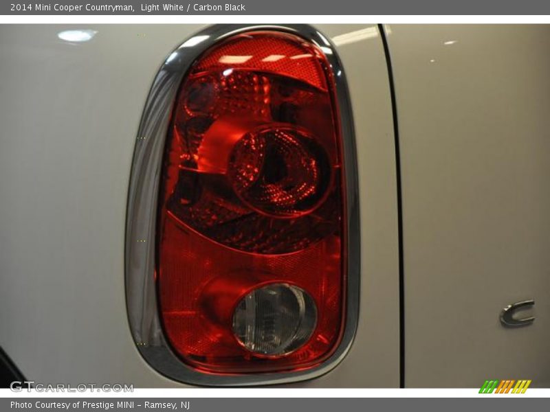 Light White / Carbon Black 2014 Mini Cooper Countryman