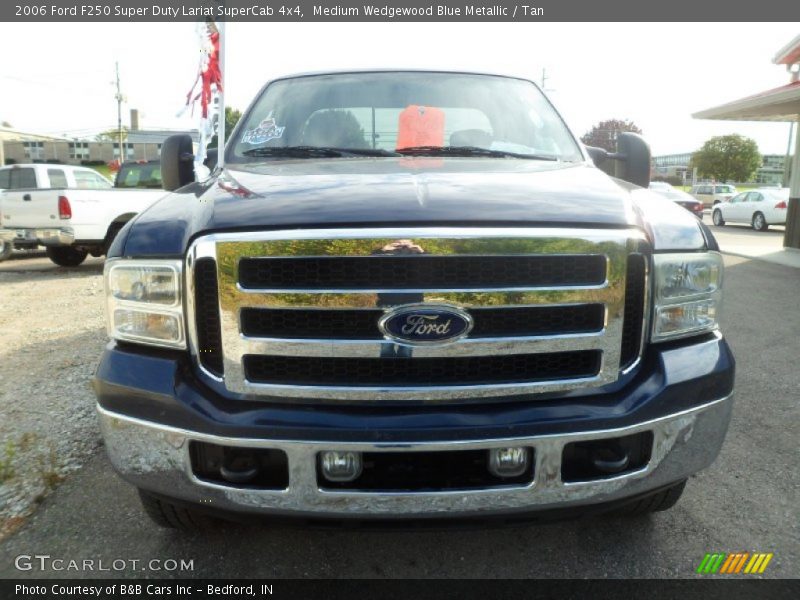 Medium Wedgewood Blue Metallic / Tan 2006 Ford F250 Super Duty Lariat SuperCab 4x4