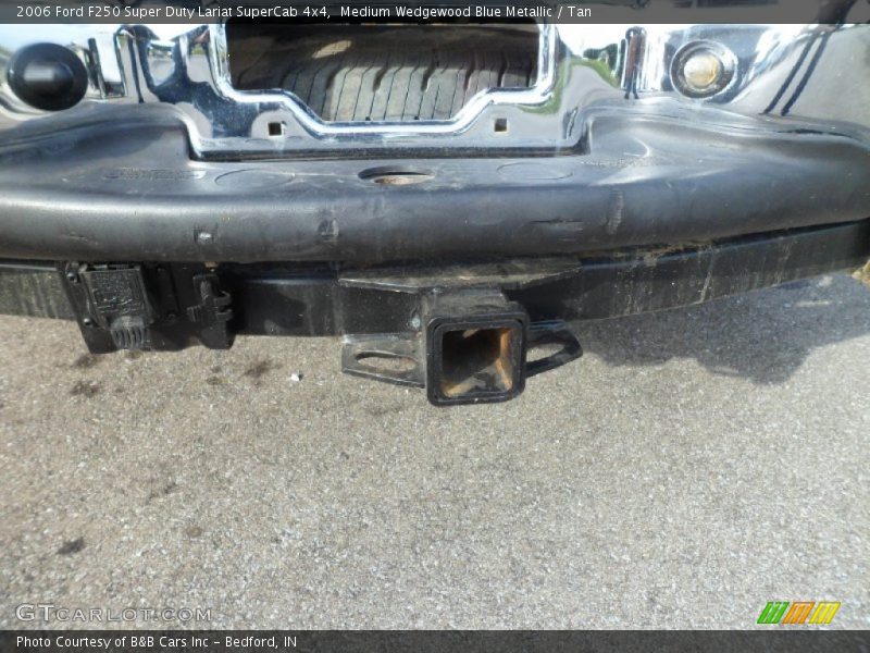Medium Wedgewood Blue Metallic / Tan 2006 Ford F250 Super Duty Lariat SuperCab 4x4