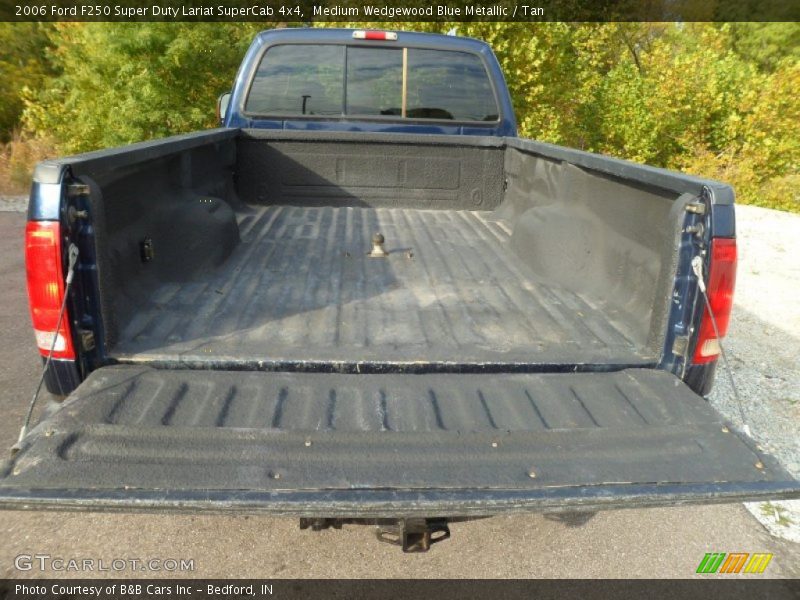 Medium Wedgewood Blue Metallic / Tan 2006 Ford F250 Super Duty Lariat SuperCab 4x4