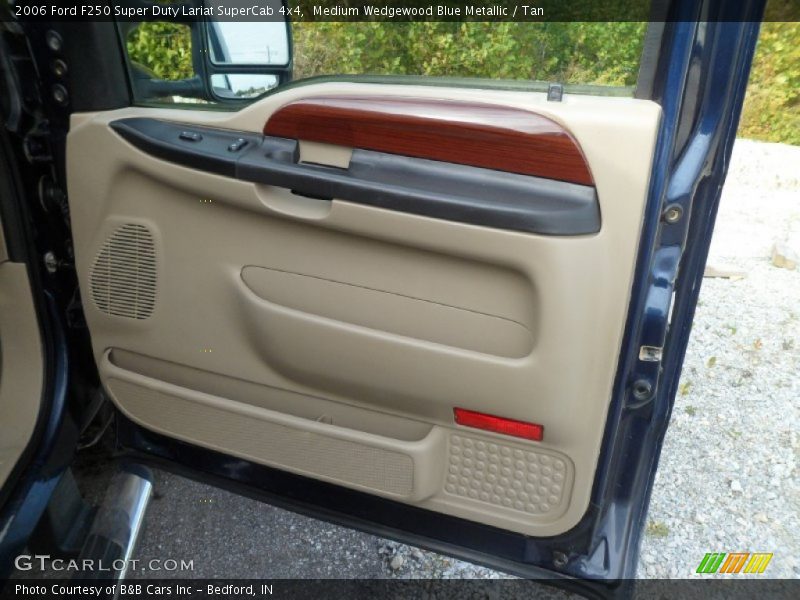 Medium Wedgewood Blue Metallic / Tan 2006 Ford F250 Super Duty Lariat SuperCab 4x4