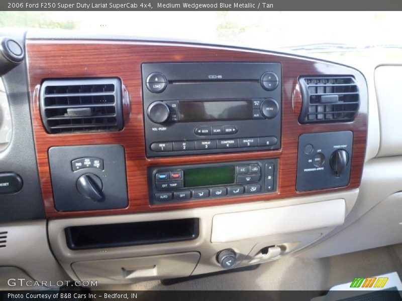 Medium Wedgewood Blue Metallic / Tan 2006 Ford F250 Super Duty Lariat SuperCab 4x4