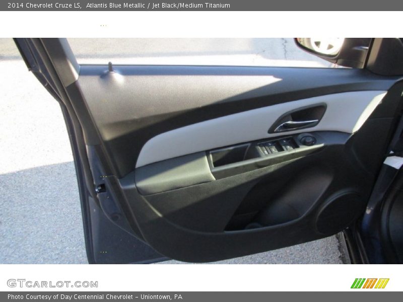Atlantis Blue Metallic / Jet Black/Medium Titanium 2014 Chevrolet Cruze LS