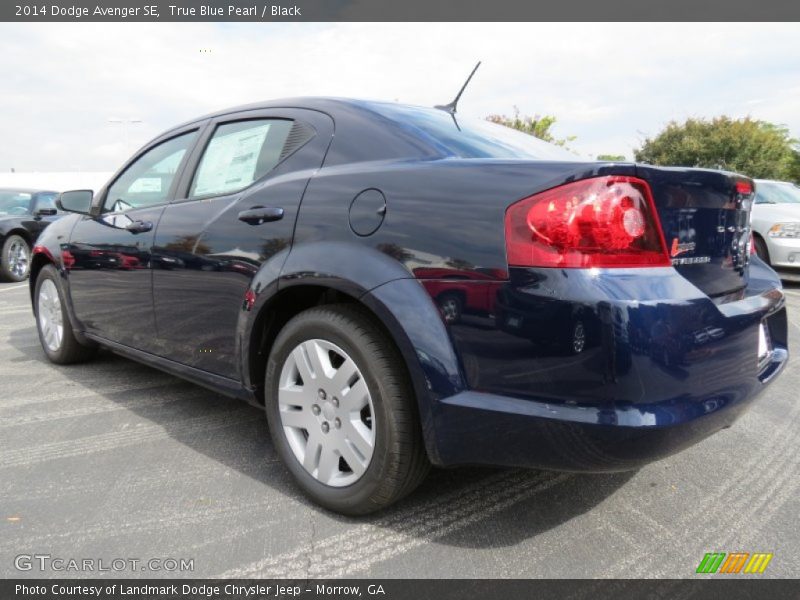True Blue Pearl / Black 2014 Dodge Avenger SE