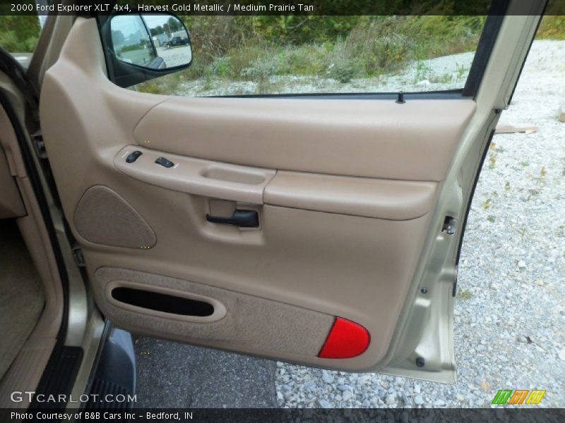 Harvest Gold Metallic / Medium Prairie Tan 2000 Ford Explorer XLT 4x4