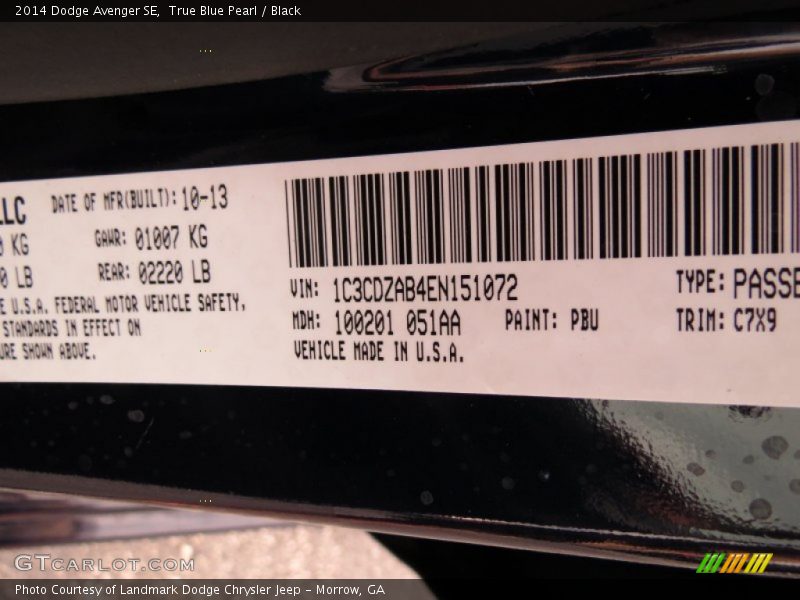 True Blue Pearl / Black 2014 Dodge Avenger SE