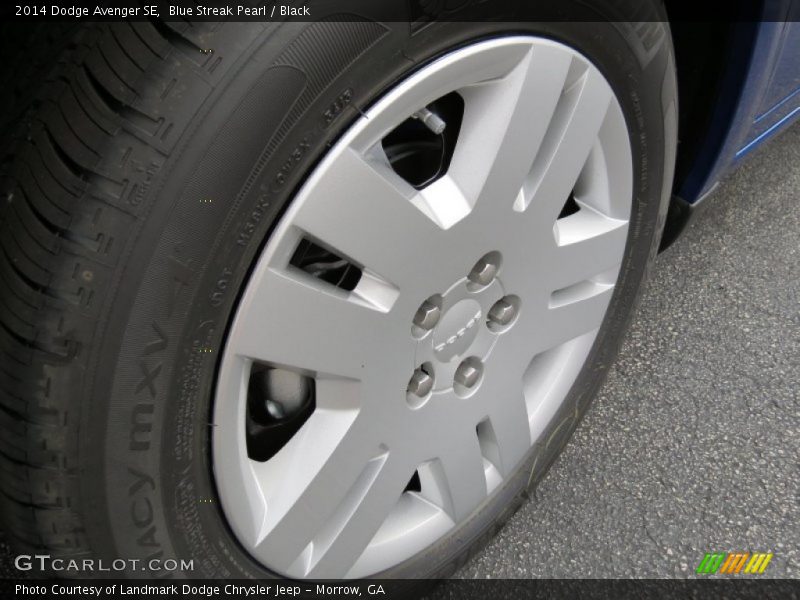 Blue Streak Pearl / Black 2014 Dodge Avenger SE