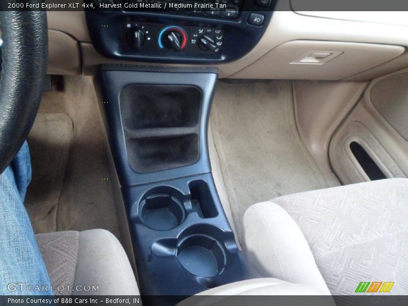 Harvest Gold Metallic / Medium Prairie Tan 2000 Ford Explorer XLT 4x4