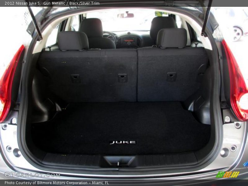 Gun Metallic / Black/Silver Trim 2012 Nissan Juke S