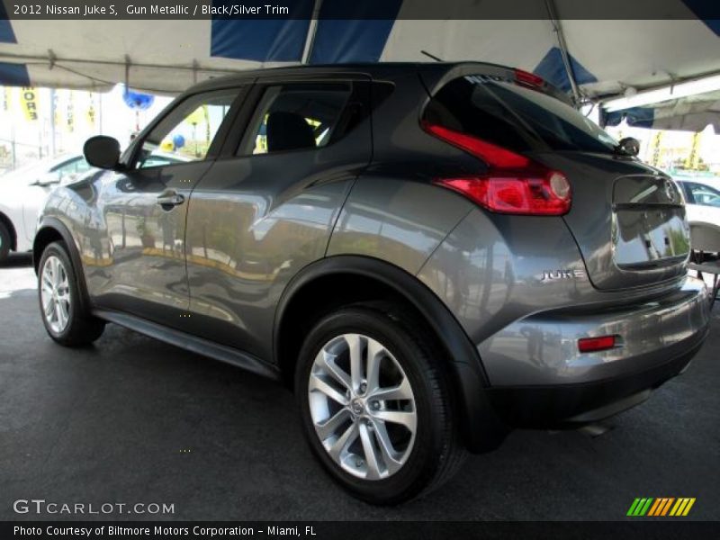 Gun Metallic / Black/Silver Trim 2012 Nissan Juke S