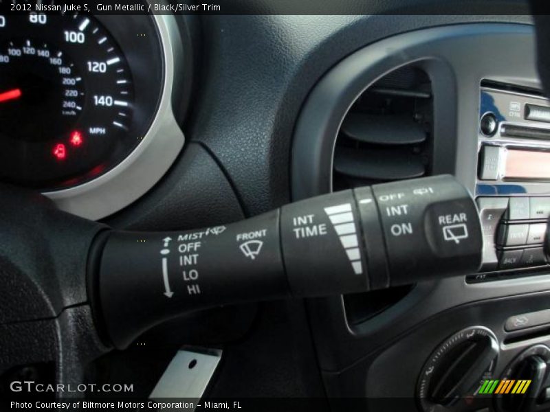 Gun Metallic / Black/Silver Trim 2012 Nissan Juke S