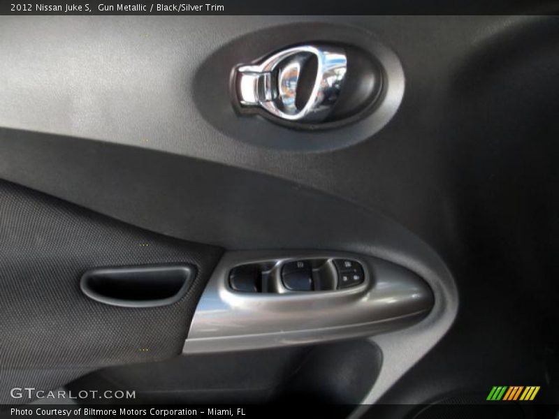 Gun Metallic / Black/Silver Trim 2012 Nissan Juke S