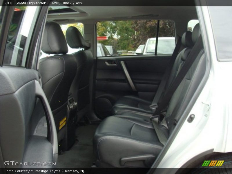 Black / Ash 2010 Toyota Highlander SE 4WD