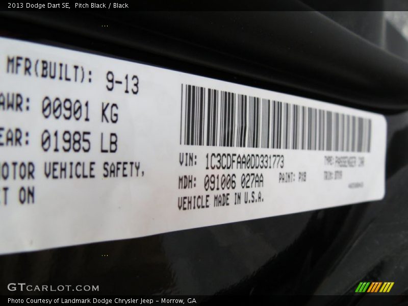 Pitch Black / Black 2013 Dodge Dart SE