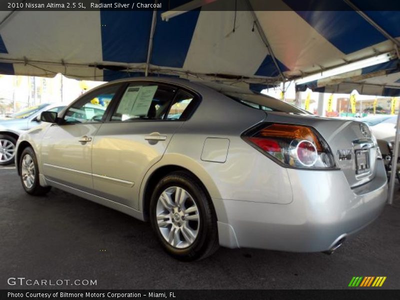 Radiant Silver / Charcoal 2010 Nissan Altima 2.5 SL