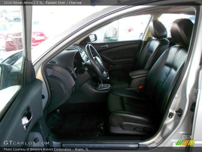 Radiant Silver / Charcoal 2010 Nissan Altima 2.5 SL