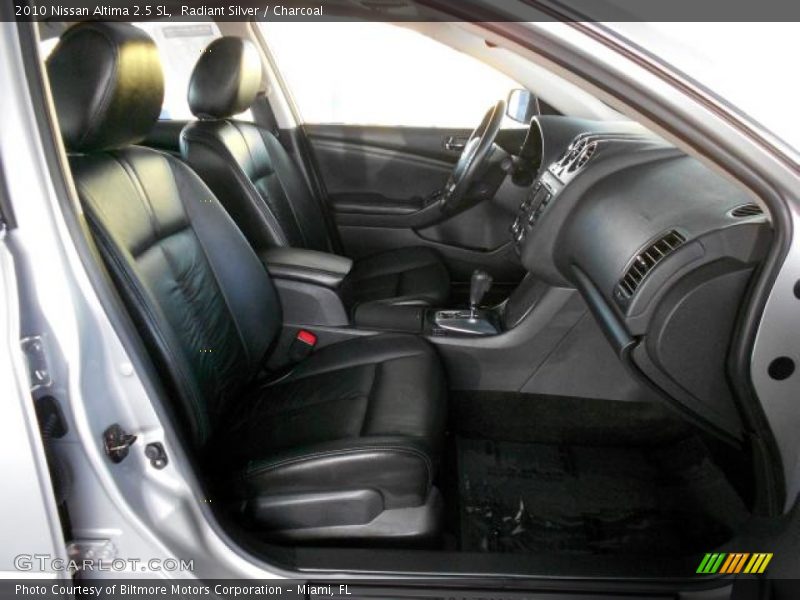 Radiant Silver / Charcoal 2010 Nissan Altima 2.5 SL