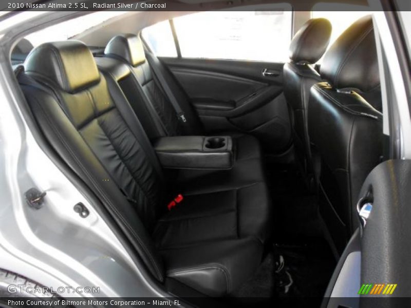 Radiant Silver / Charcoal 2010 Nissan Altima 2.5 SL
