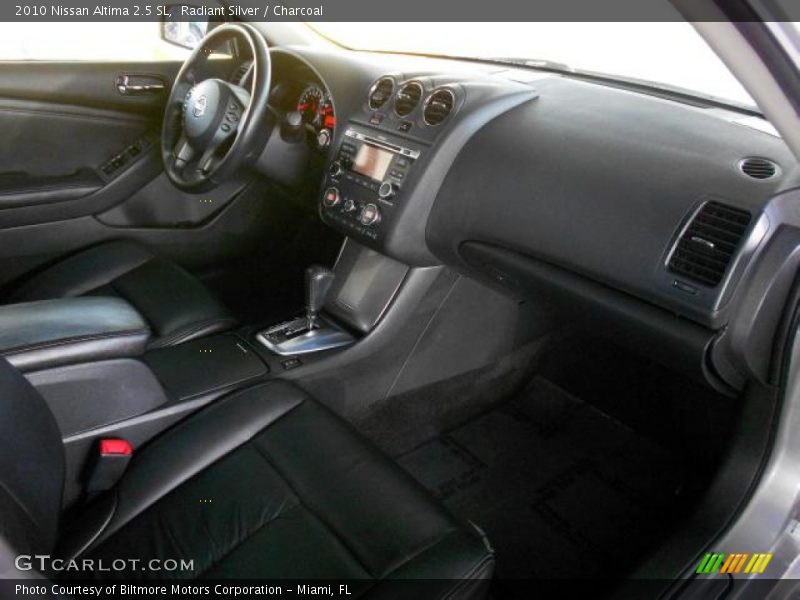 Radiant Silver / Charcoal 2010 Nissan Altima 2.5 SL