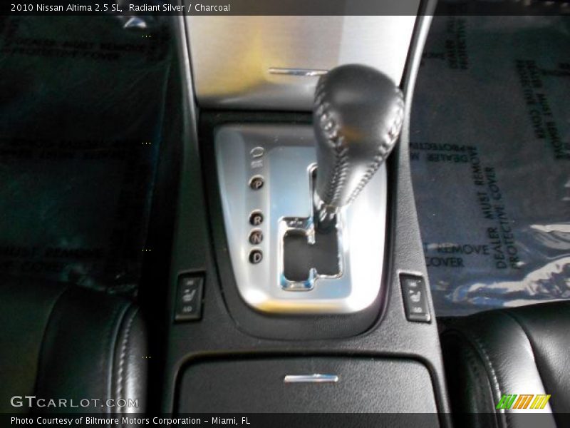 Radiant Silver / Charcoal 2010 Nissan Altima 2.5 SL